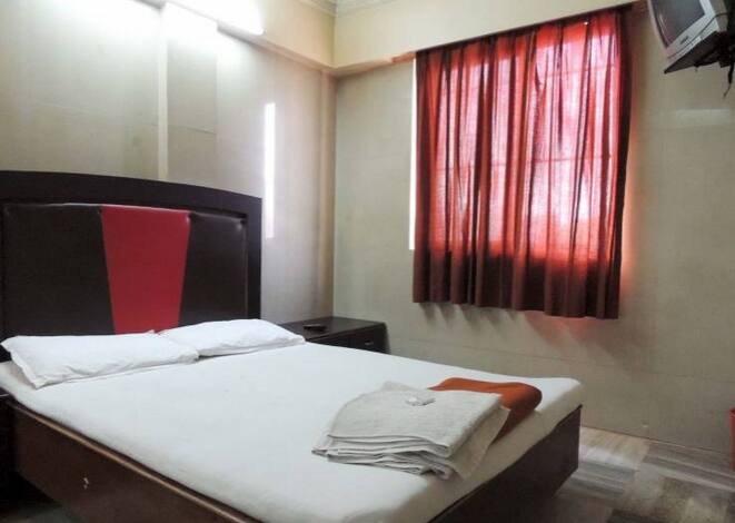 Hotel Santhi Palace, Alleppey 5